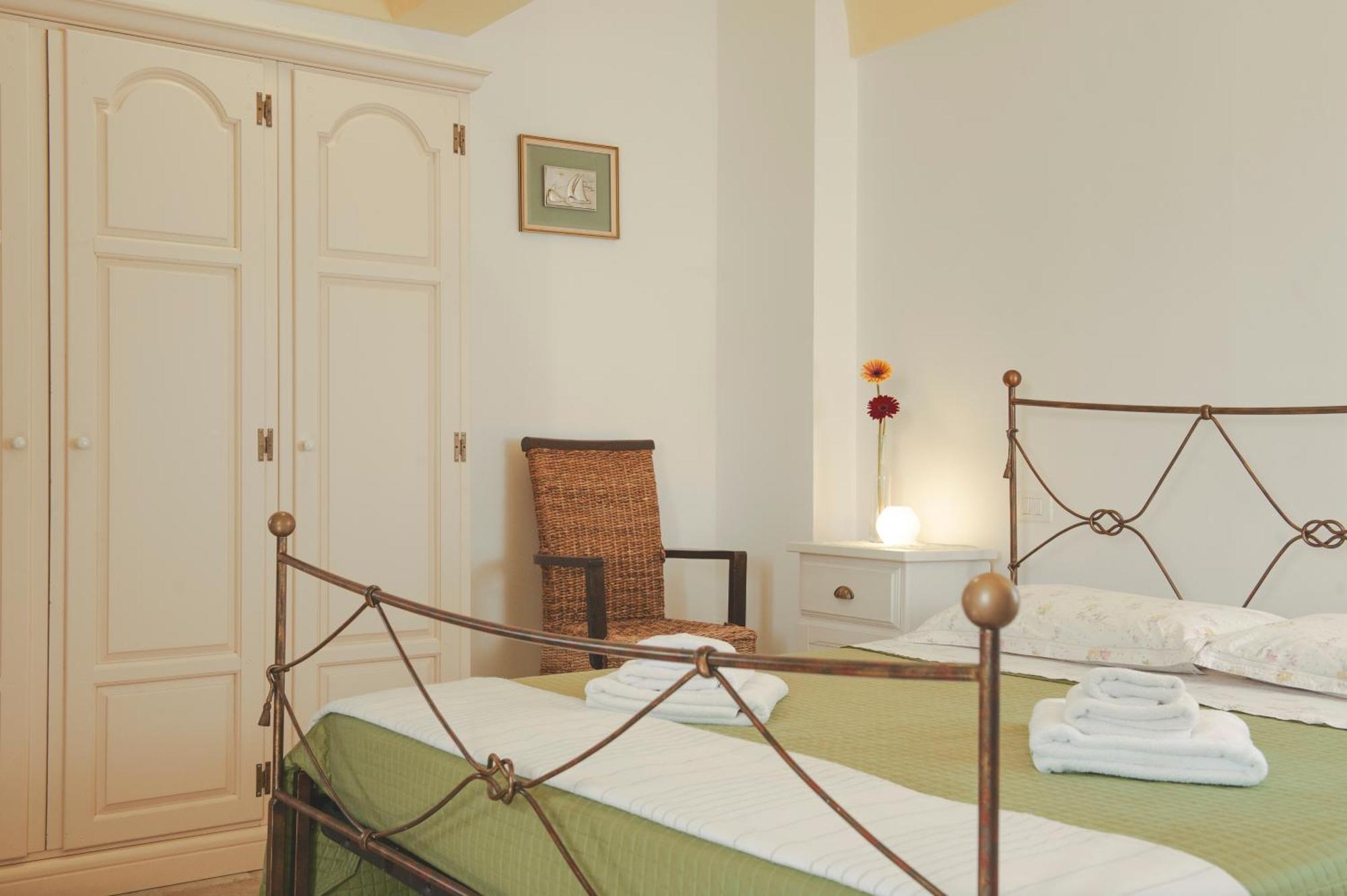 Agriturismo Masseria Calongo Cisternino Buitenkant foto