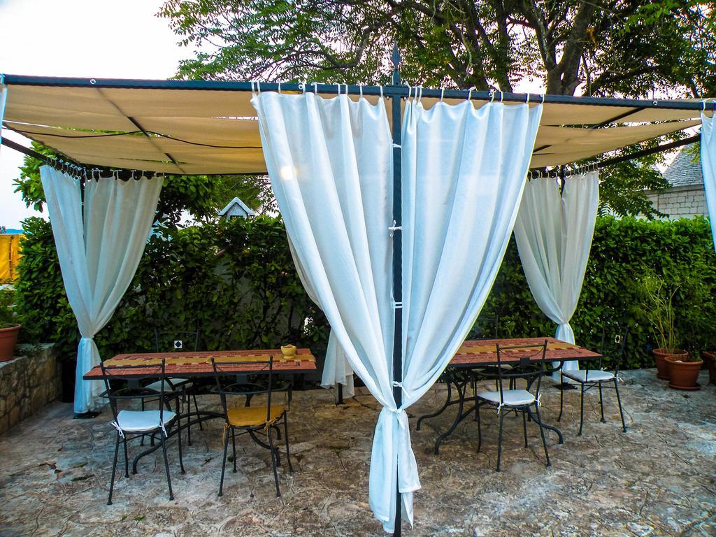 Agriturismo Masseria Calongo Cisternino Buitenkant foto